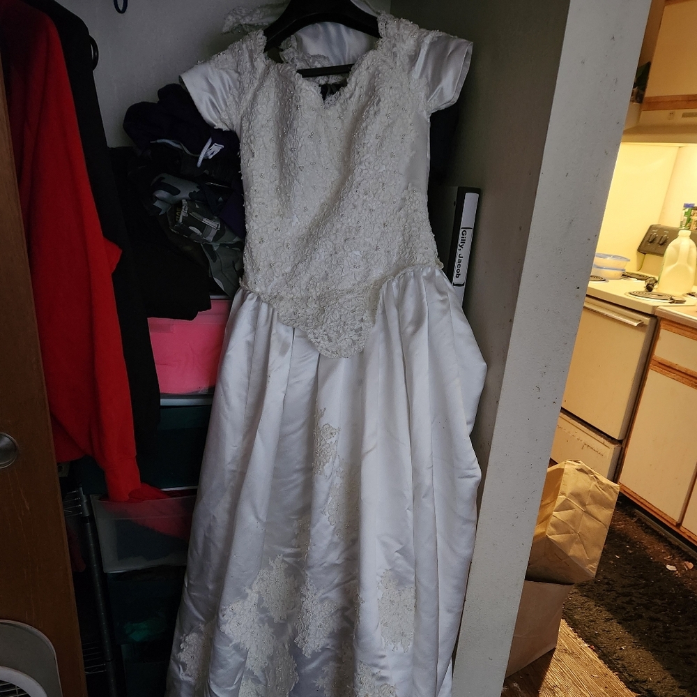 Wedding dress